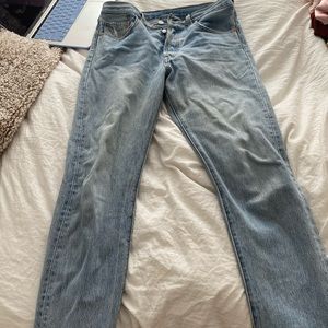 501s Levi’s skinny jeans